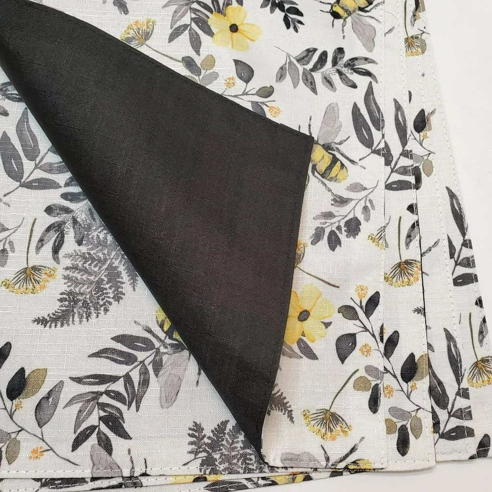 Home Collection bee placemats